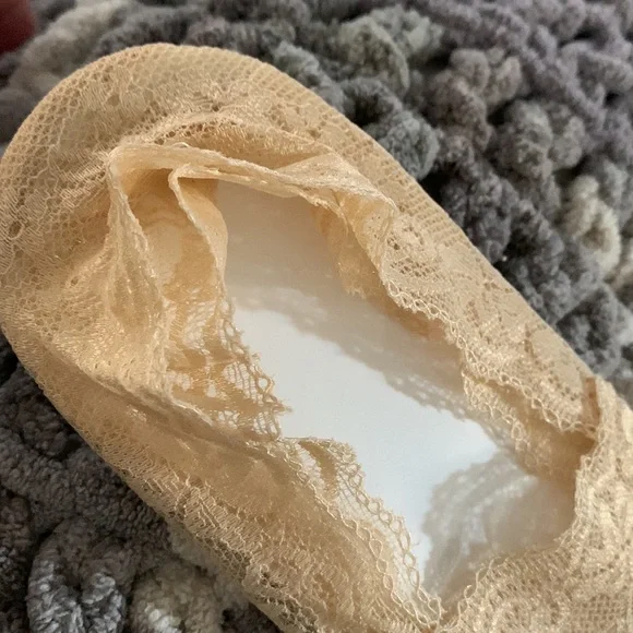 Lace No Show Socks; Semi-Sheer; Sweat-absorbent; Hosiery Socks - Picture 8 of 8